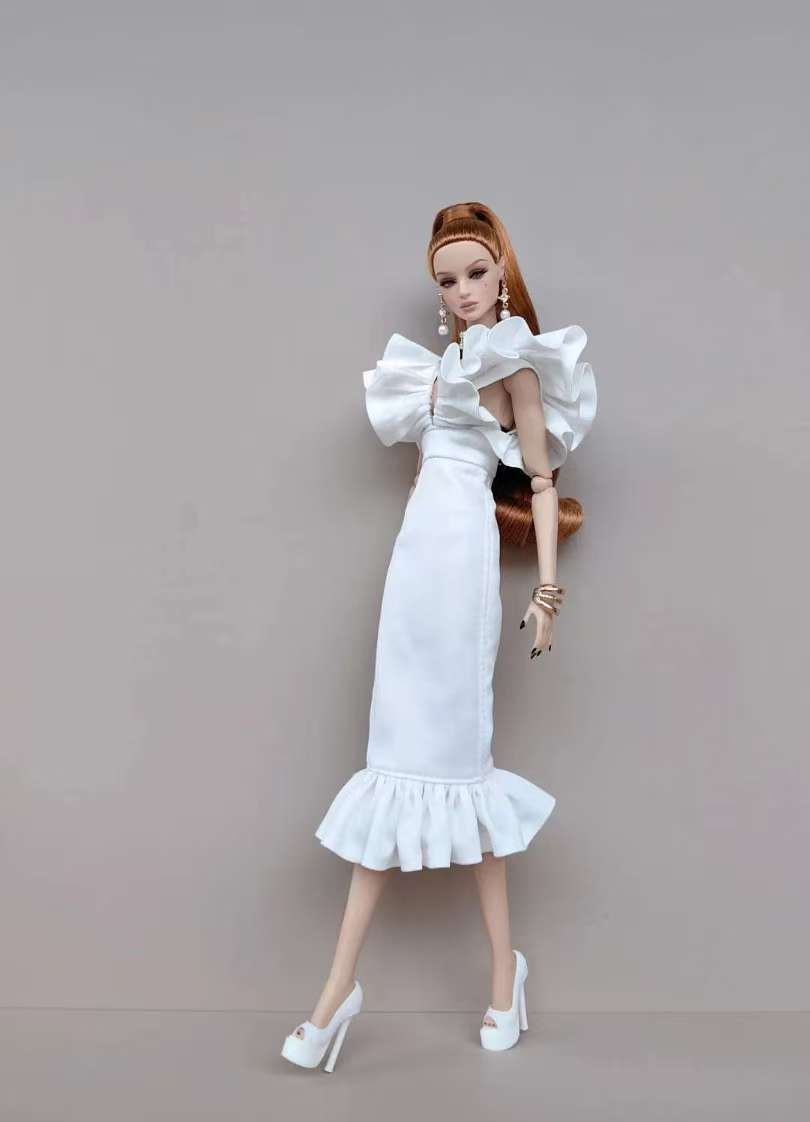 ชุดเดรสคอวีลึกสุดหรูสำหรับตุ๊ก - Baby Clothing High End บทวิจารณ์และราคา